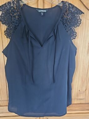 Express Black Lace Cap-Sleeve V-Neck Tie Camisole